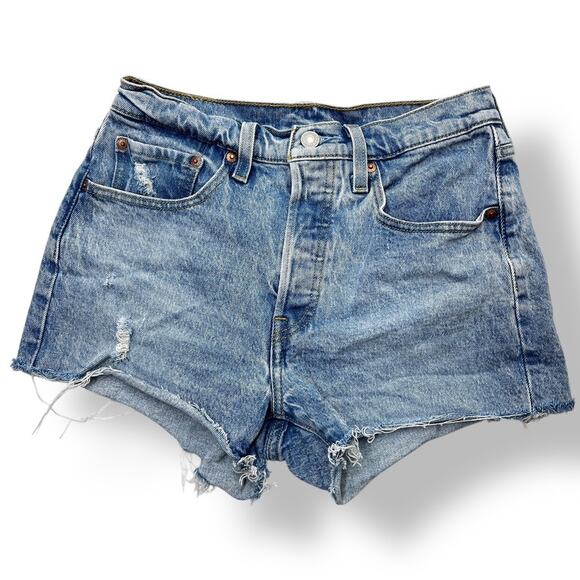 Levi's 501 Button Fly Cut Off Women's Sz. 26 Denim Shorts Blue Light Wash - Picture 1 of 6